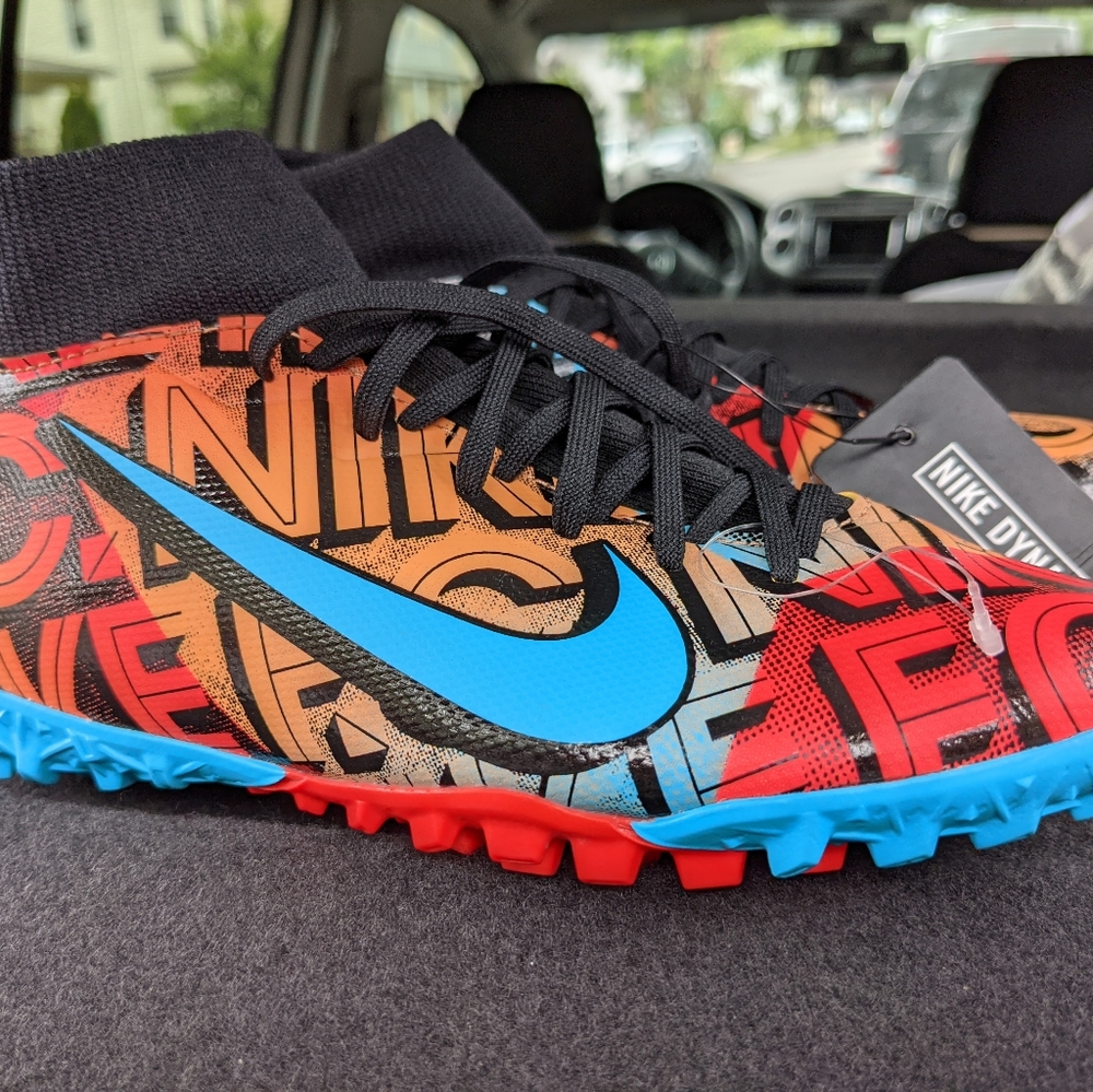 Nike FC - Picture 7 of 7
